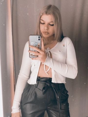 Моника Горячая Учительница фото 3